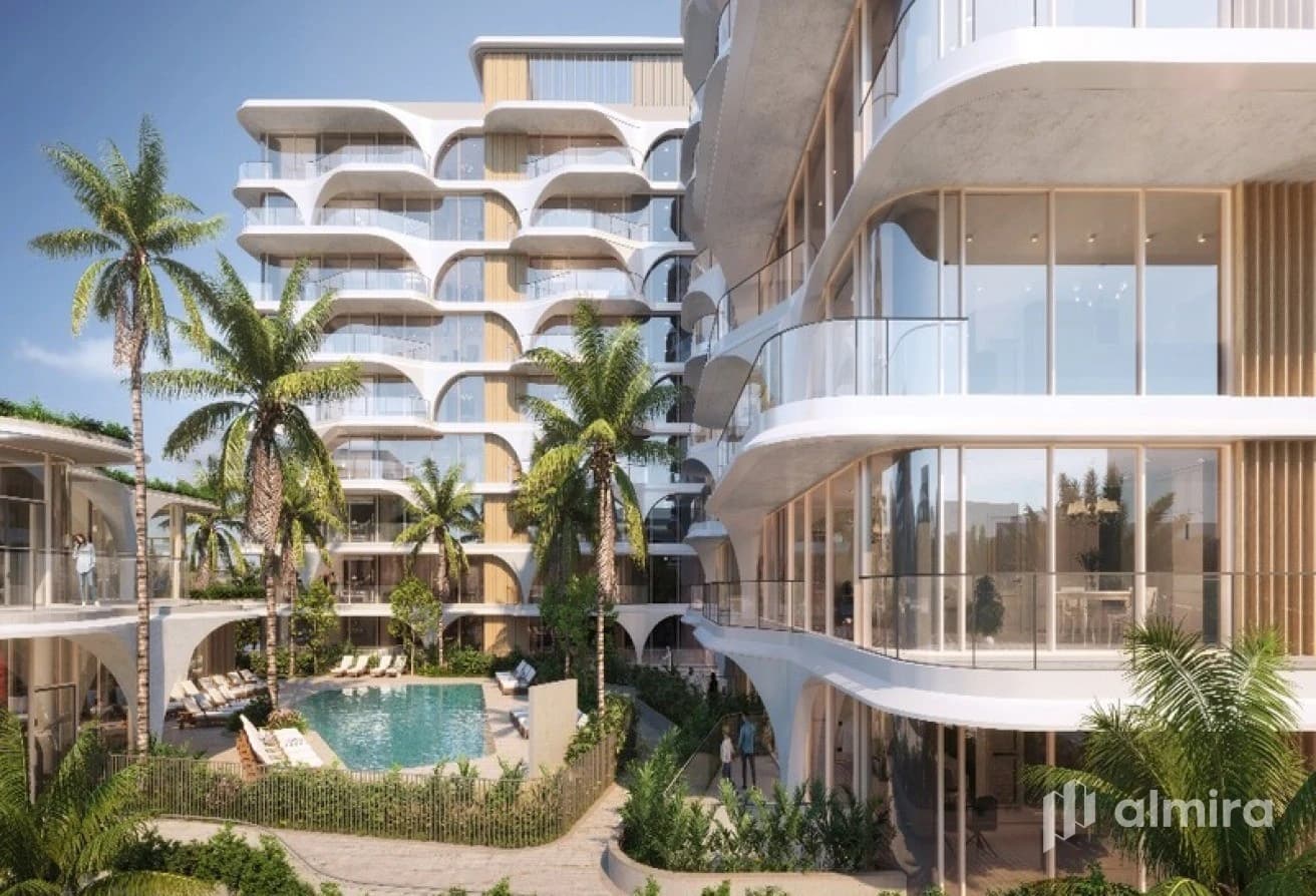 High Floor | Museum and Partial Sea View