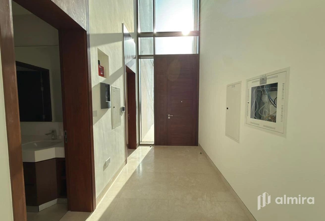 Move In Ready | Single Row Corner | Brand New