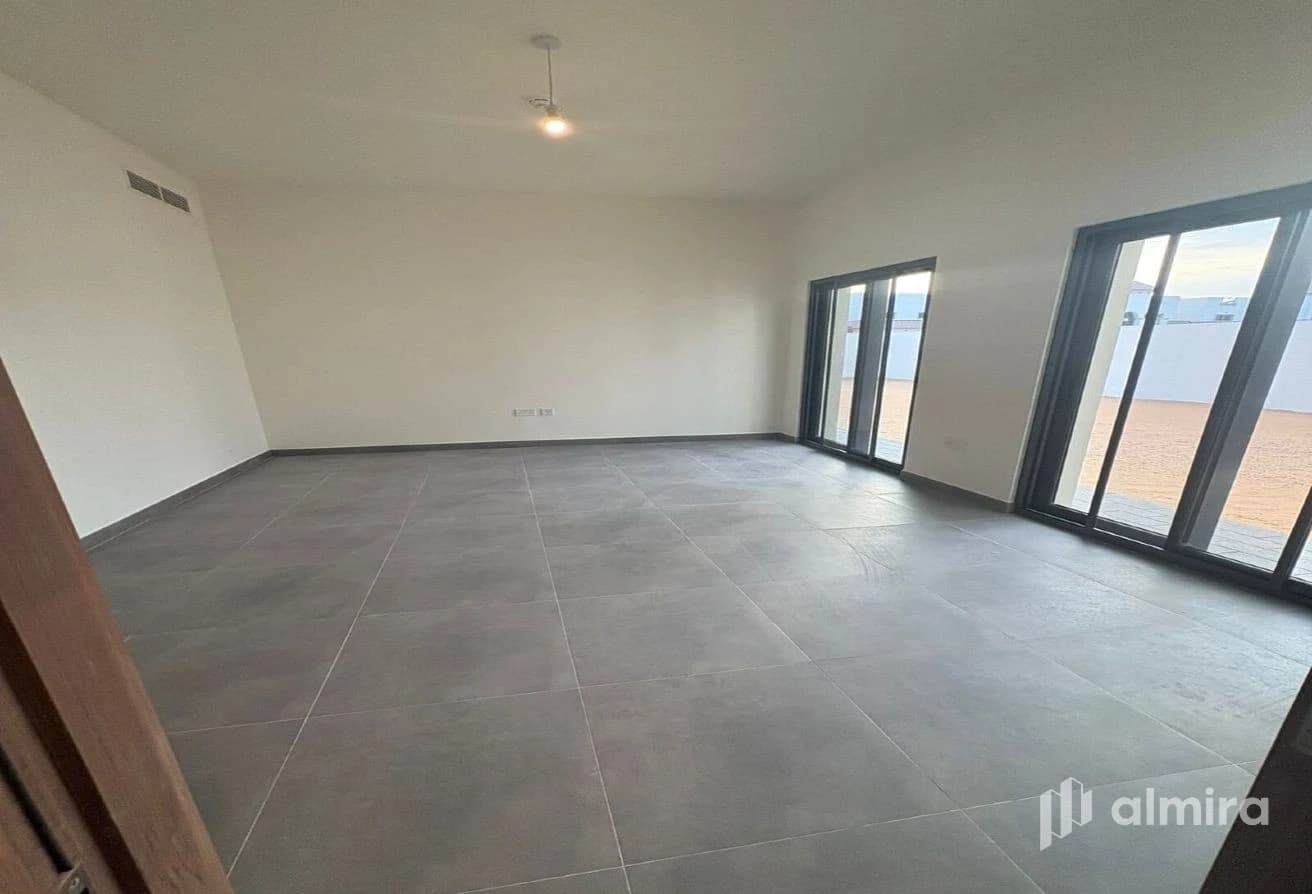 Corner | Big Plot | Double Row Mediterranean