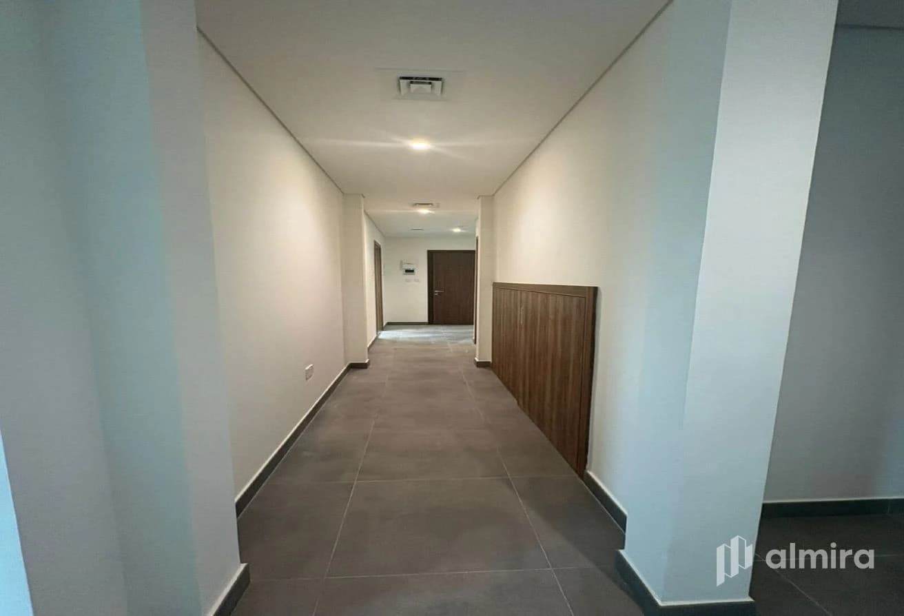 Corner | Big Plot | Double Row Mediterranean