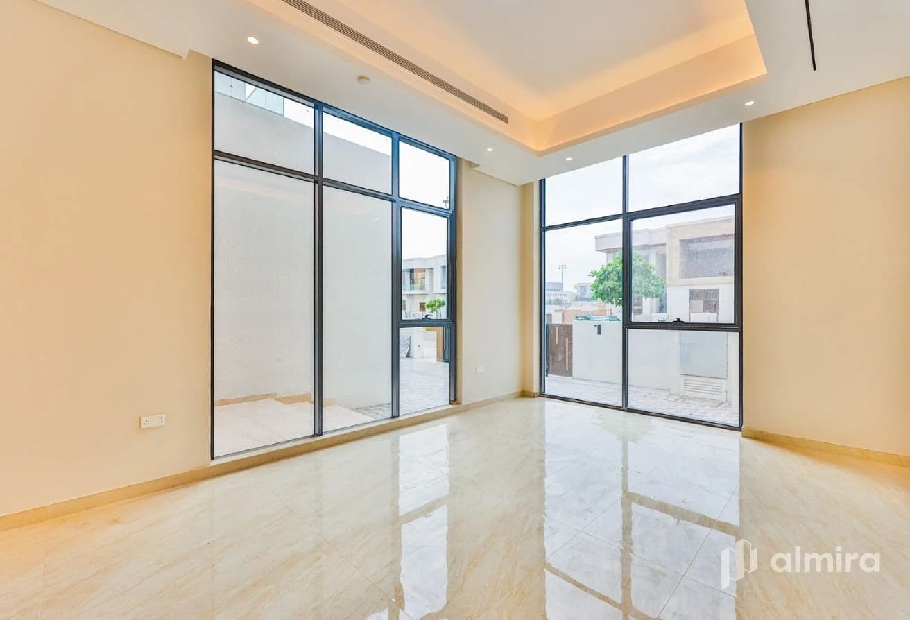 Brand New | Ready To Move In | High-End Finishing