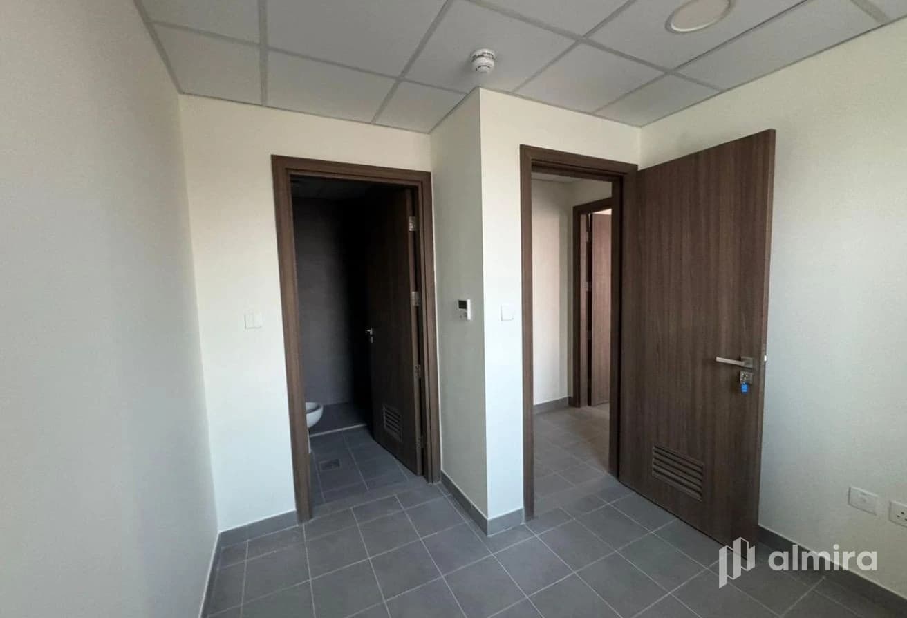Single Row | Next to Golf Course | 4XS Type