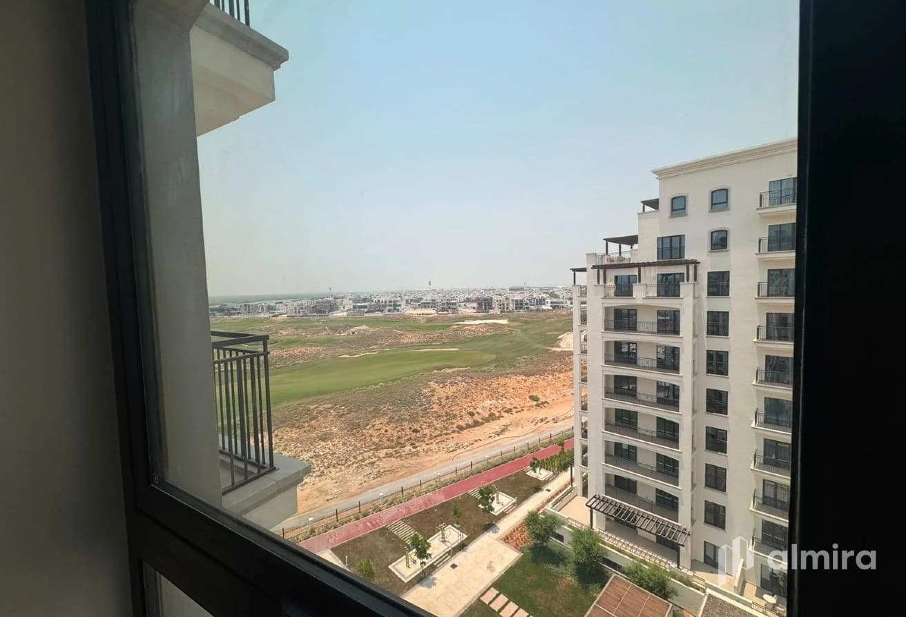 Golf View | High Floor | 2 Balconies | First User