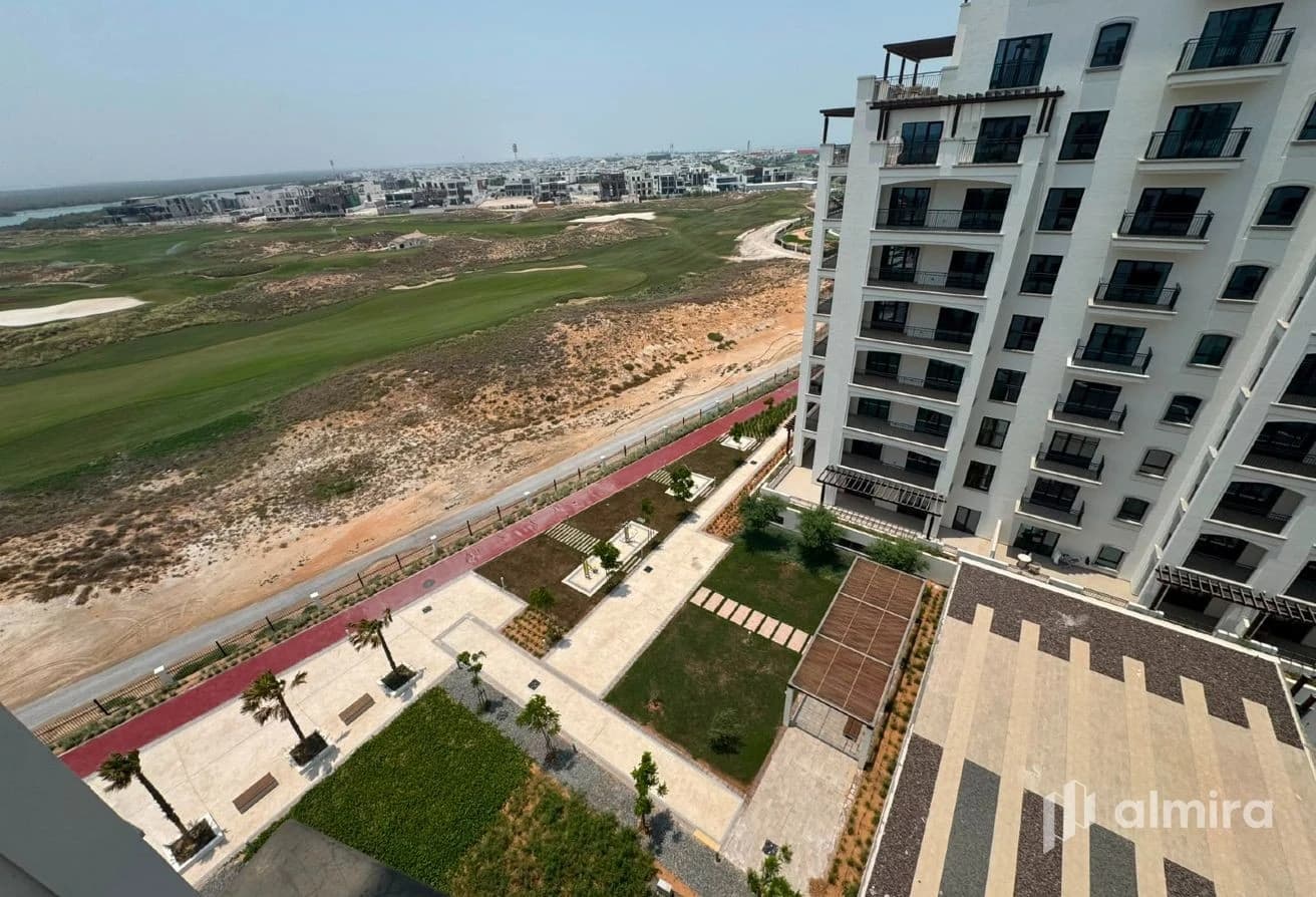 Golf View | High Floor | 2 Balconies | First User