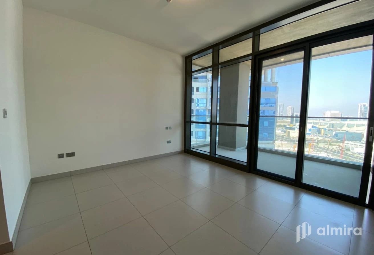 High Floor | Vacant | Prime Location
