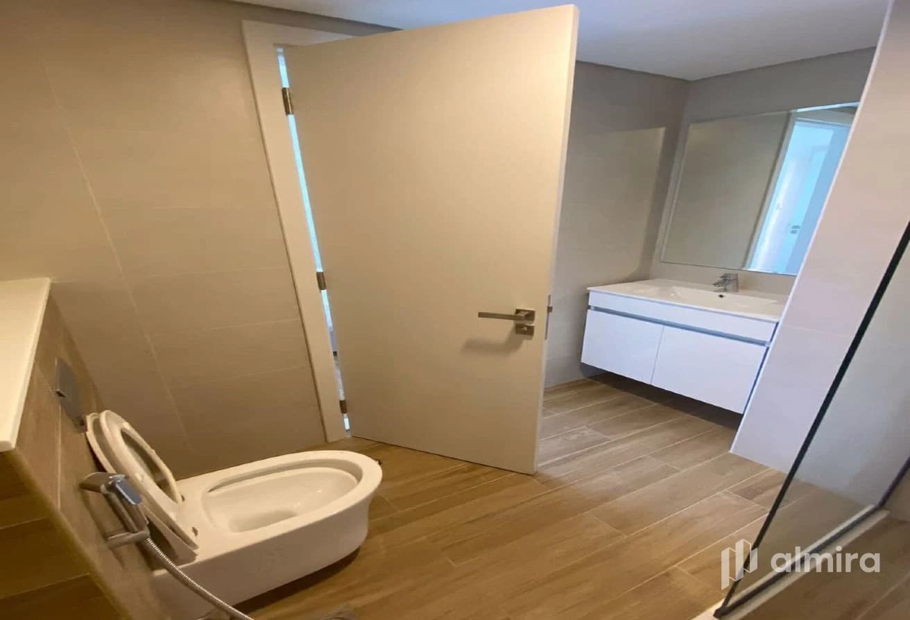 Spacious Layout | Vibrant Area | Great Amenities