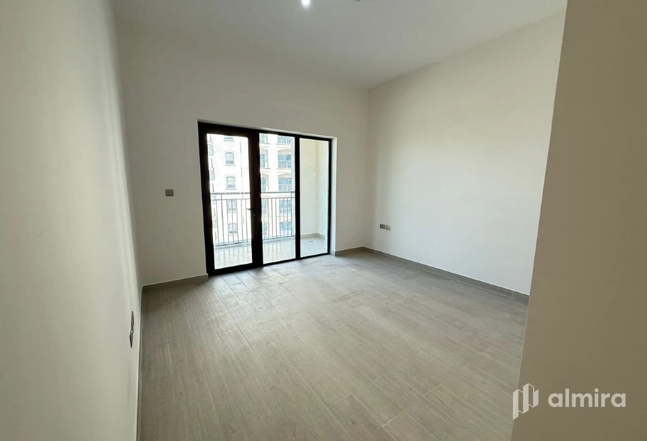 Golf View | 2 Balconies | Brand New