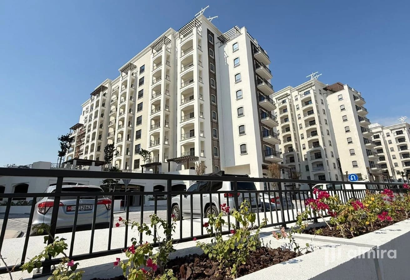 Golf View | 2 Balconies | Brand New