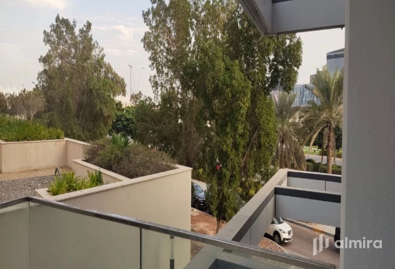 Furnished | 1BR with Powder Room | Prime Location