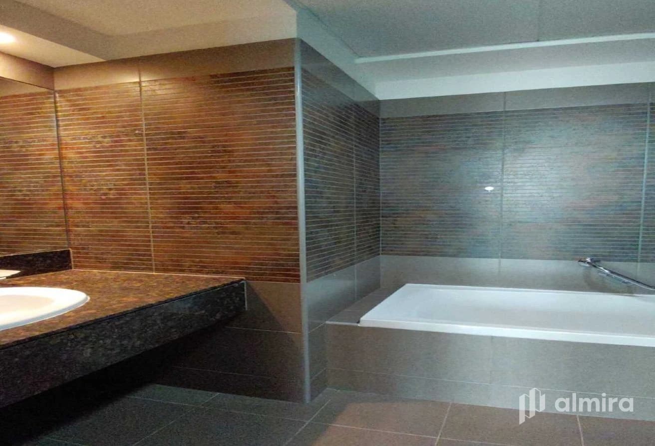 High Floor | Vacant | 3BR+Storage