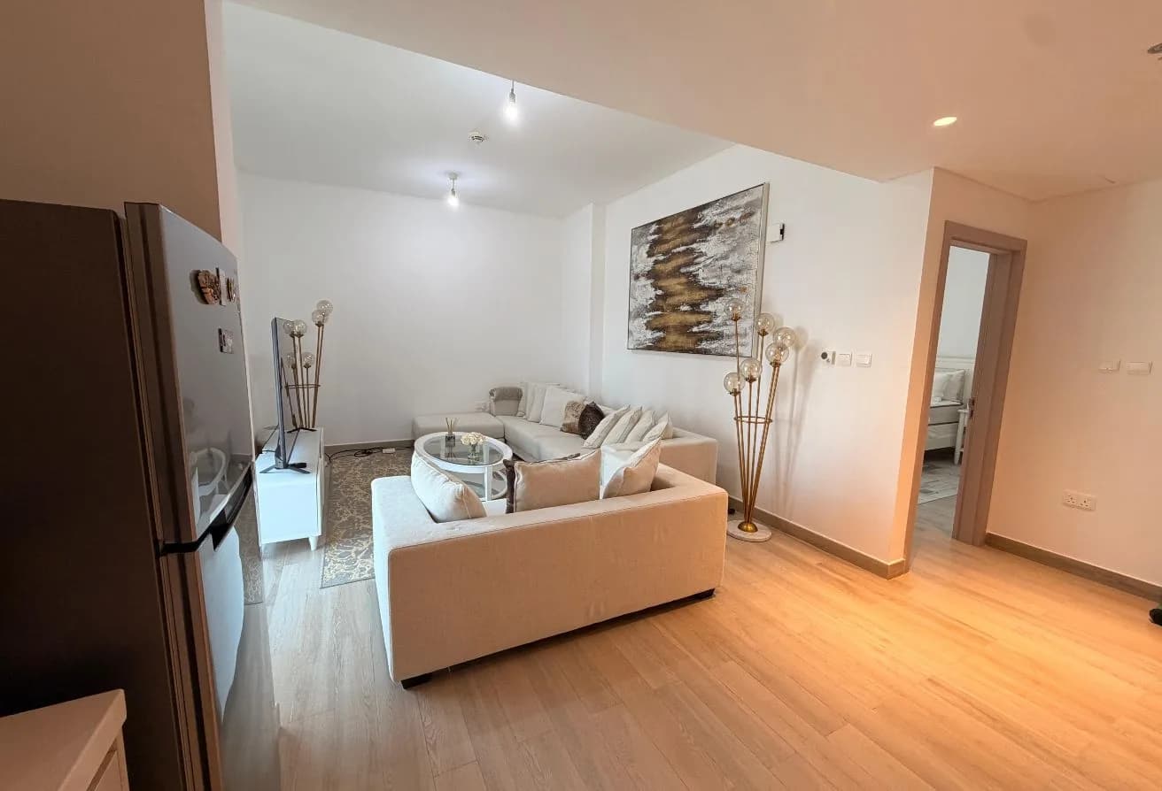 Fully Furnished | Canal View | Corner Unit