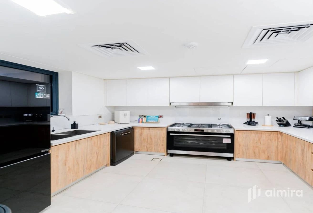 Corner Unit | Hot Deal | Ready To Move In