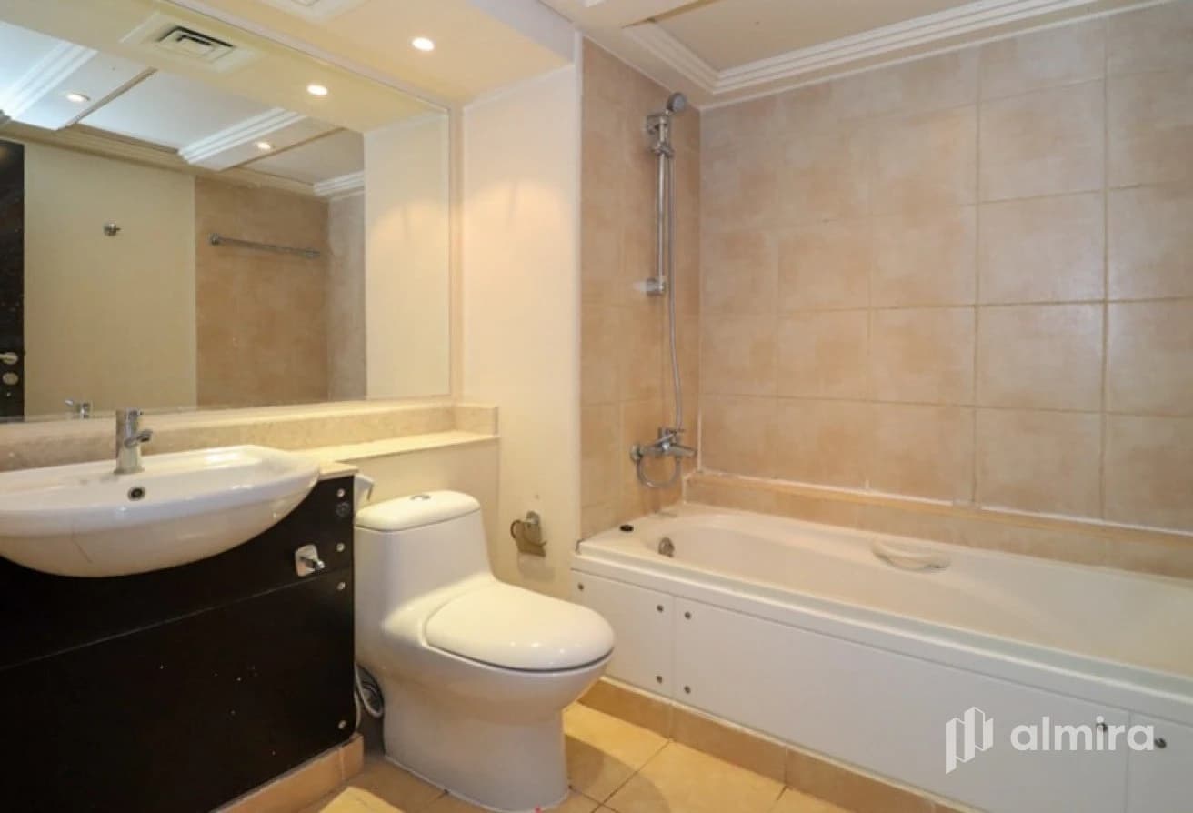 Single Row | 2BR Duplex | Pristine Condition