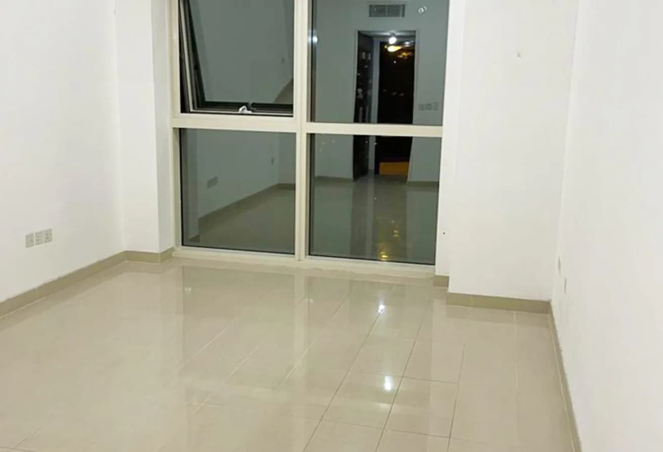 Canal View | High Floor | Spacious Layout