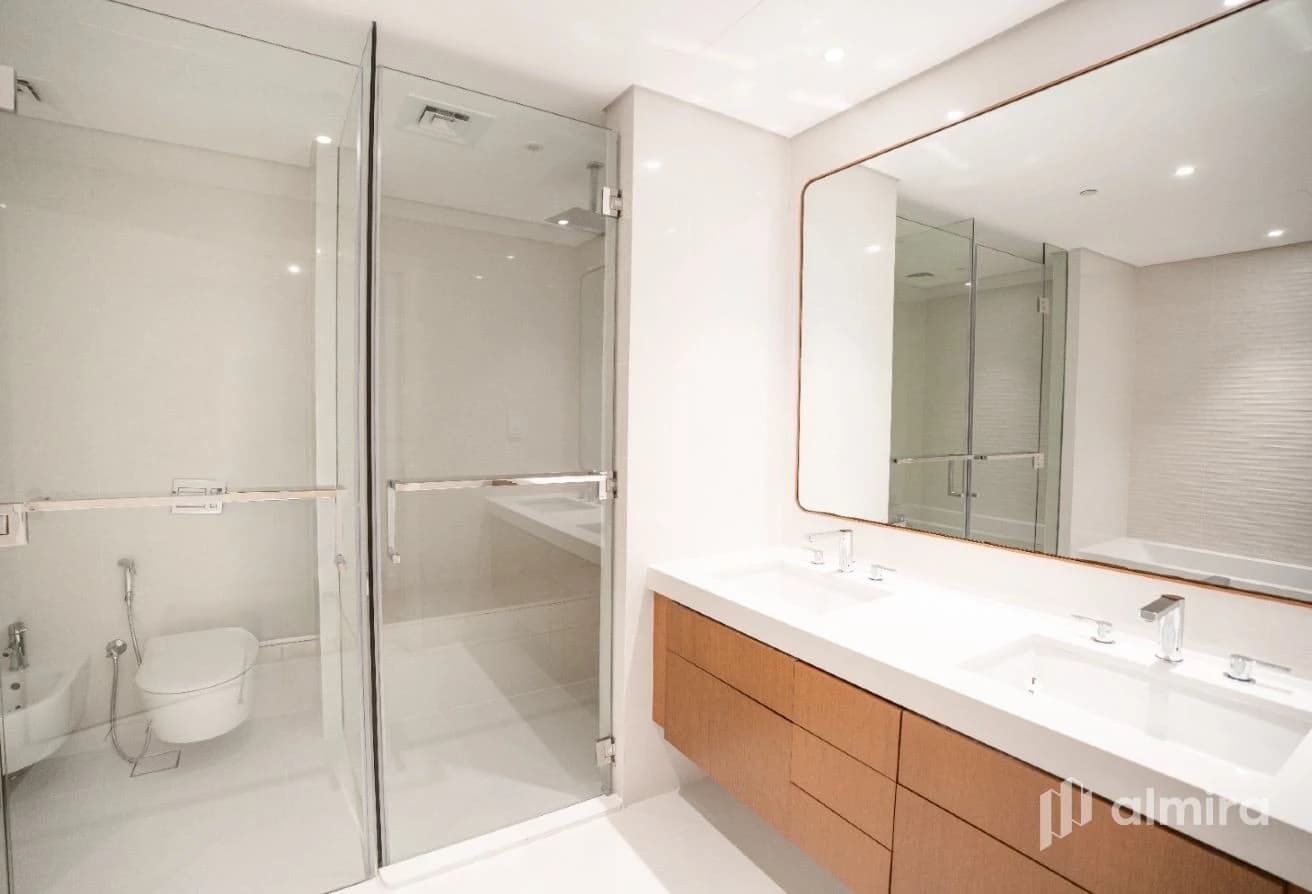2BR+Maid | Sea facing | Huge Balcony