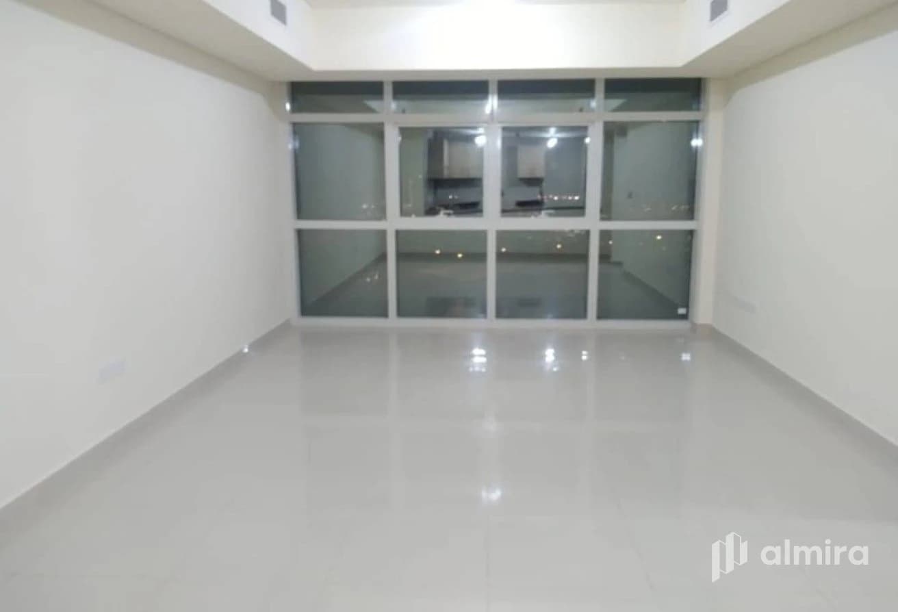 Sea View | High Floor | Pristine Condition