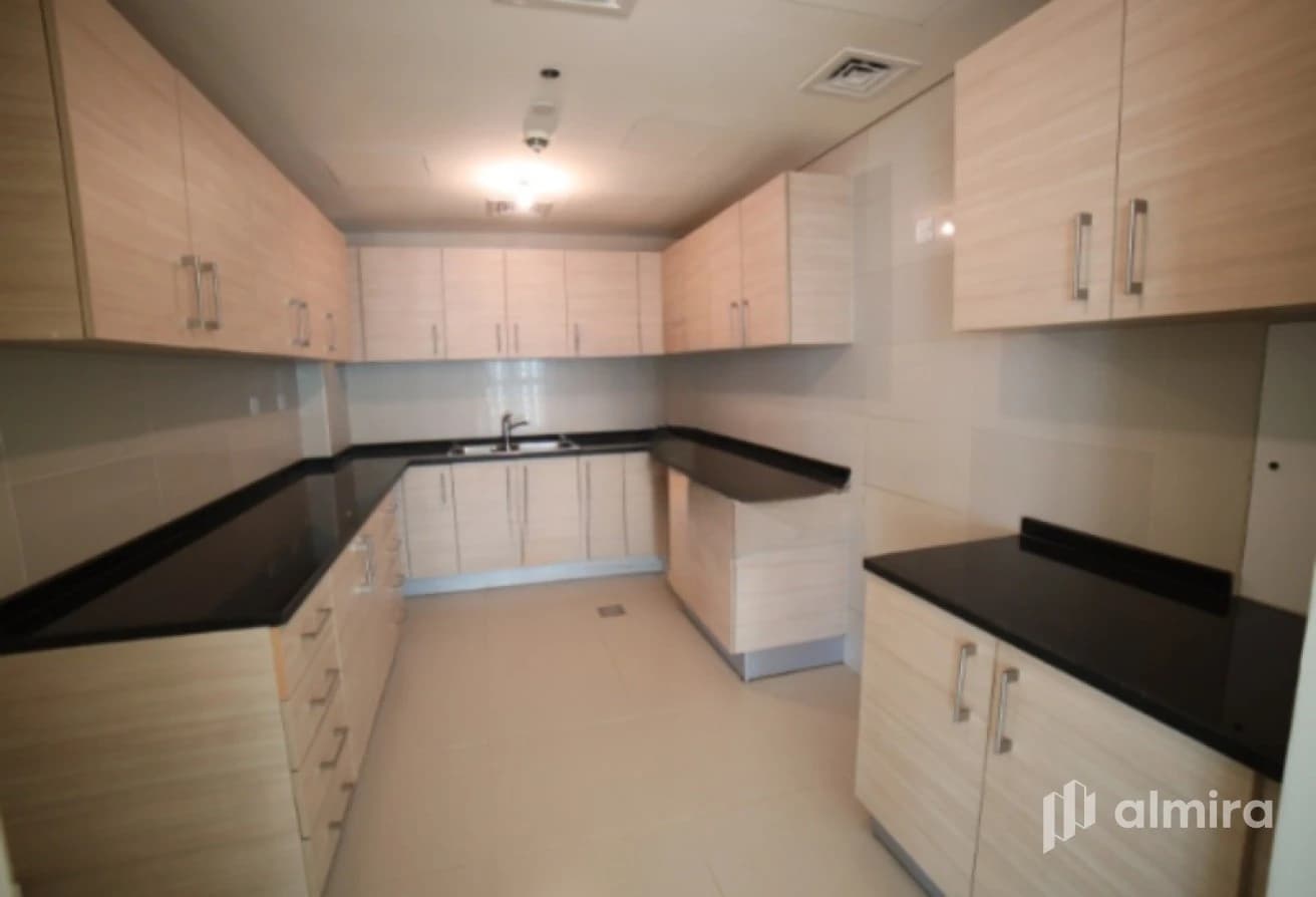 Sea View | High Floor | Pristine Condition