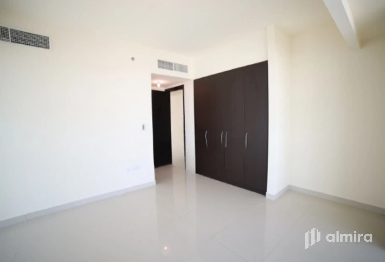 Sea View | High Floor | Pristine Condition