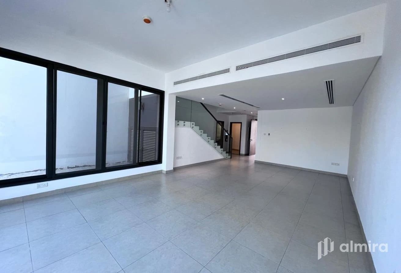 Ready to Move In | Pristine Condition | Prime Area