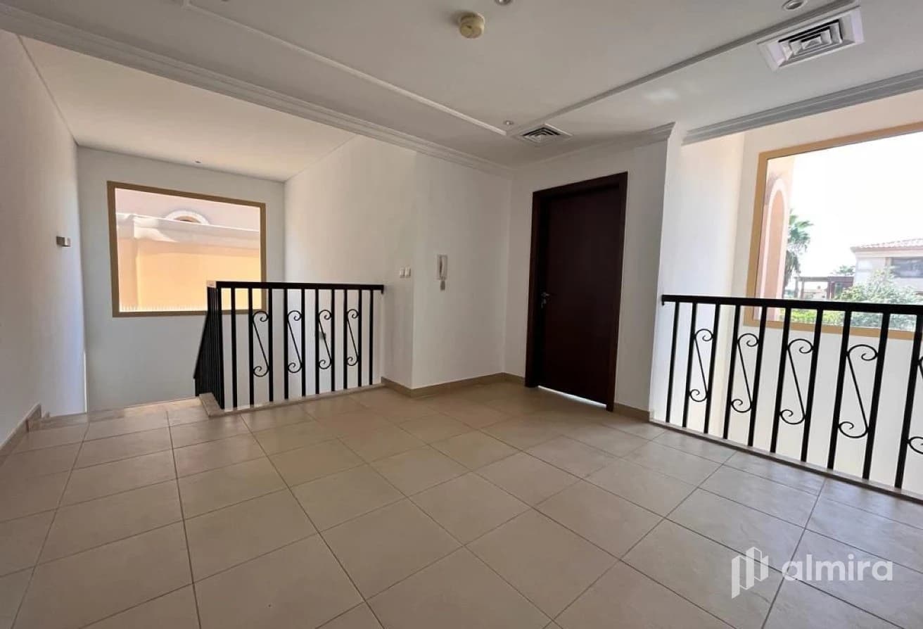 Private Pool | 2 Kitchens | Upcoming Unit | Garden