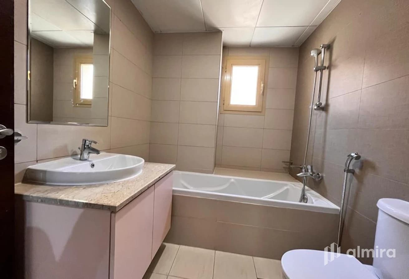Private Pool | 2 Kitchens | Upcoming Unit | Garden