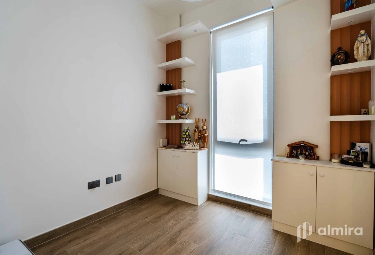 Single Row | Fully Furnished | Private Pool