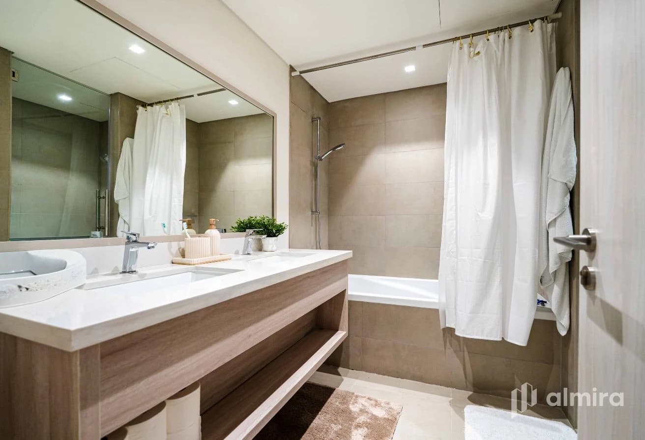 Single Row | Fully Furnished | Private Pool