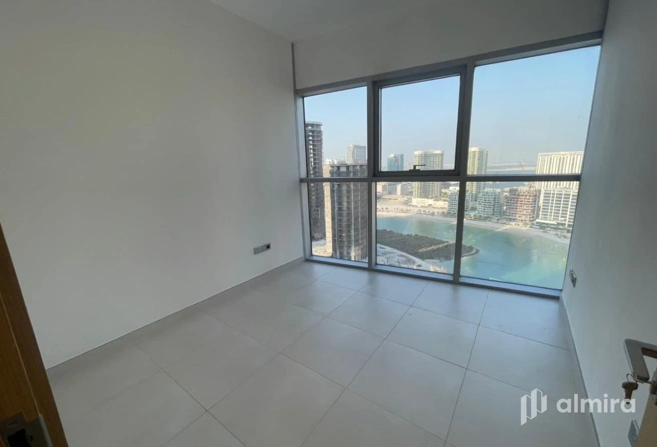 High Floor | Vacant | Prime Location