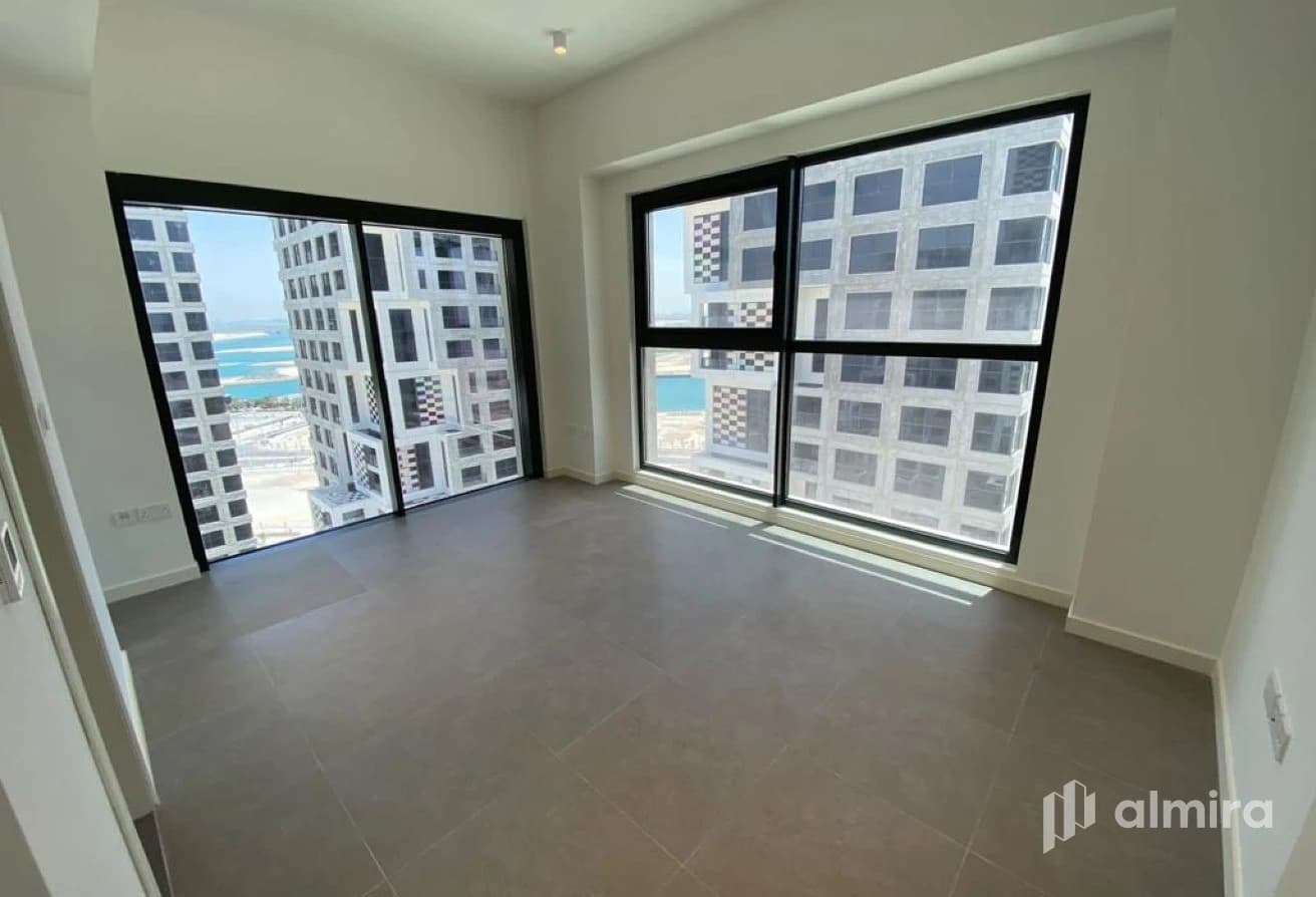 Spacious 2BR+Maid | Vacant | High Floor
