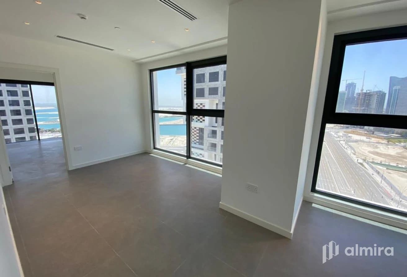 Spacious 2BR+Maid | Vacant | High Floor