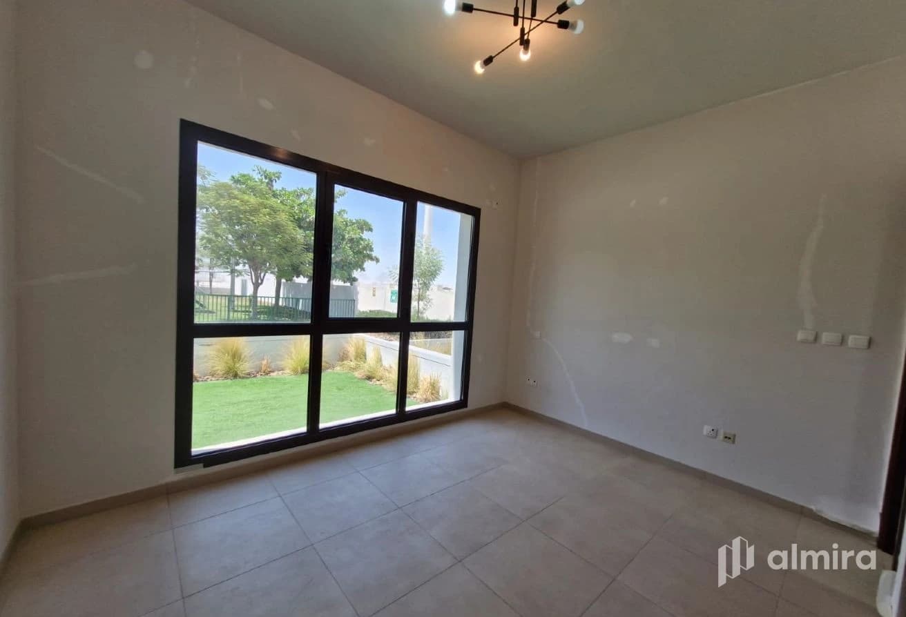 Negotiable | Ready To Move In | Beach Access