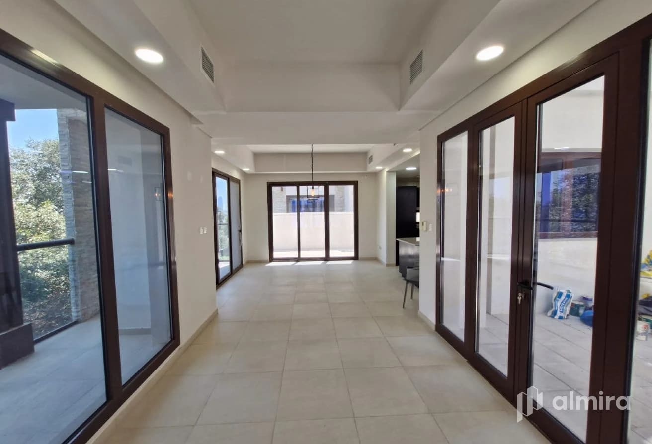 Negotiable | Ready To Move In | Beach Access