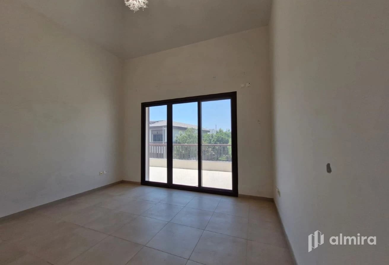 Negotiable | Ready To Move In | Beach Access