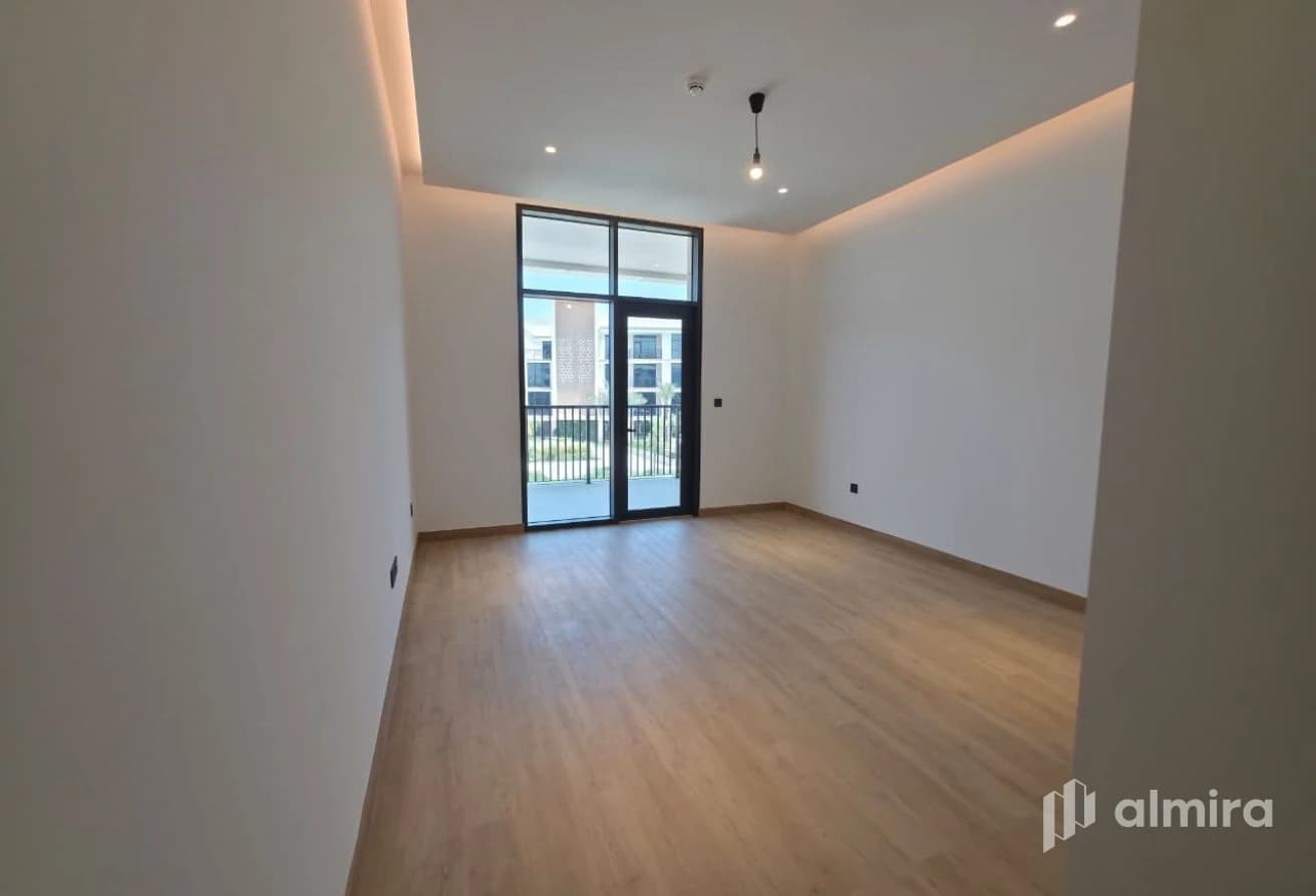 Corner 2BR+M | Exclusive Unit | Rented