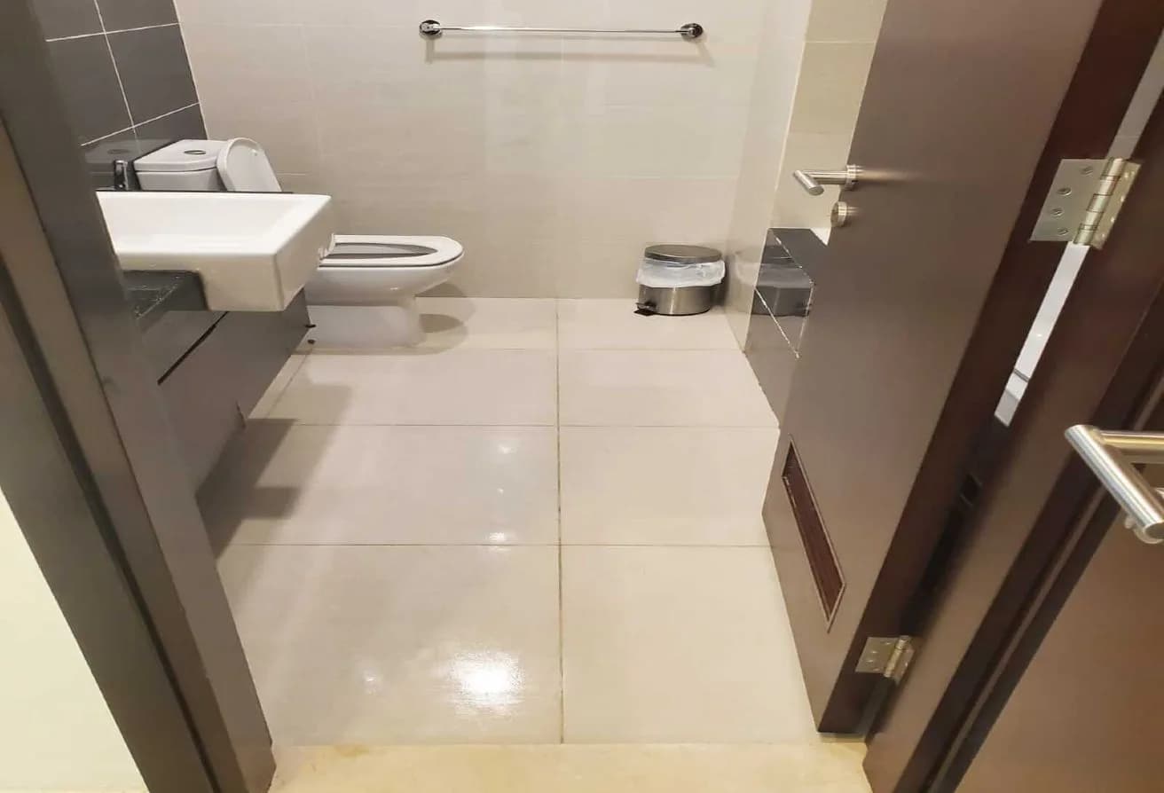 Canal View | High Floor | Spacious Layout