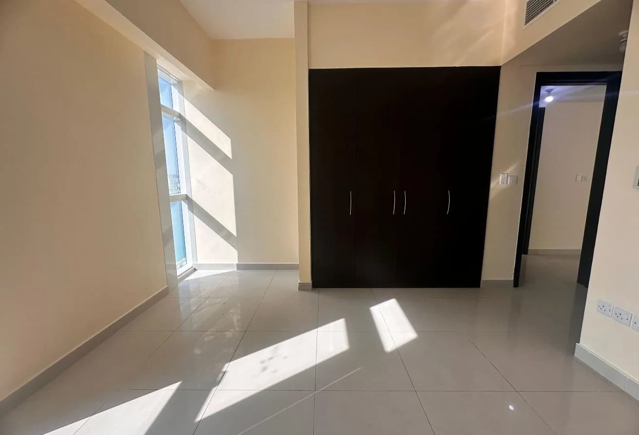 High Floor | Ready to Move In | Prime Location