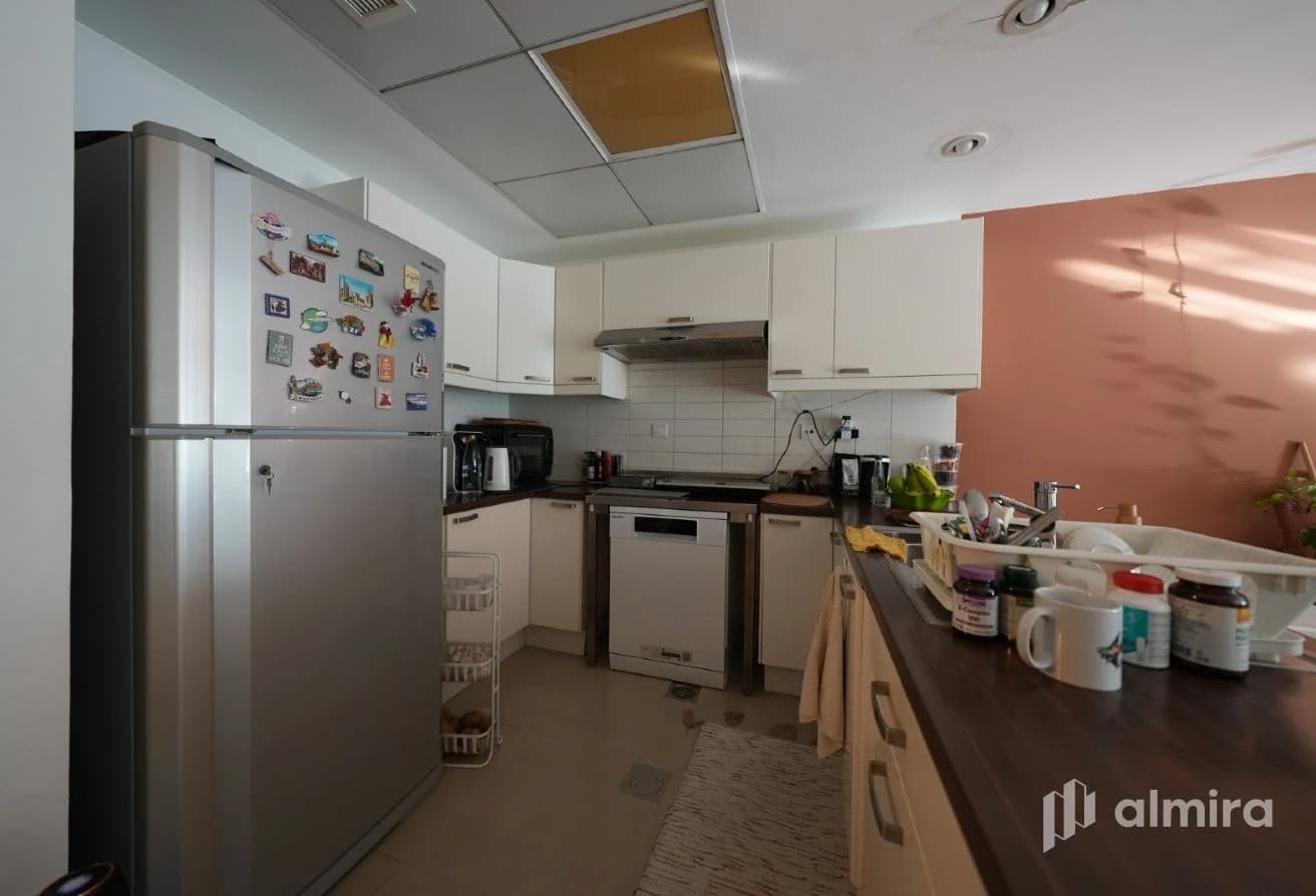 Single Row | Well Maintained | Sold as Unfurnished