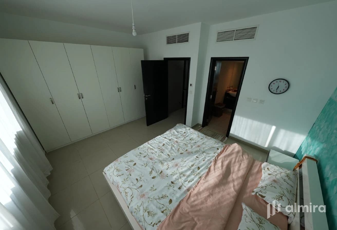 Single Row | Well Maintained | Sold as Unfurnished