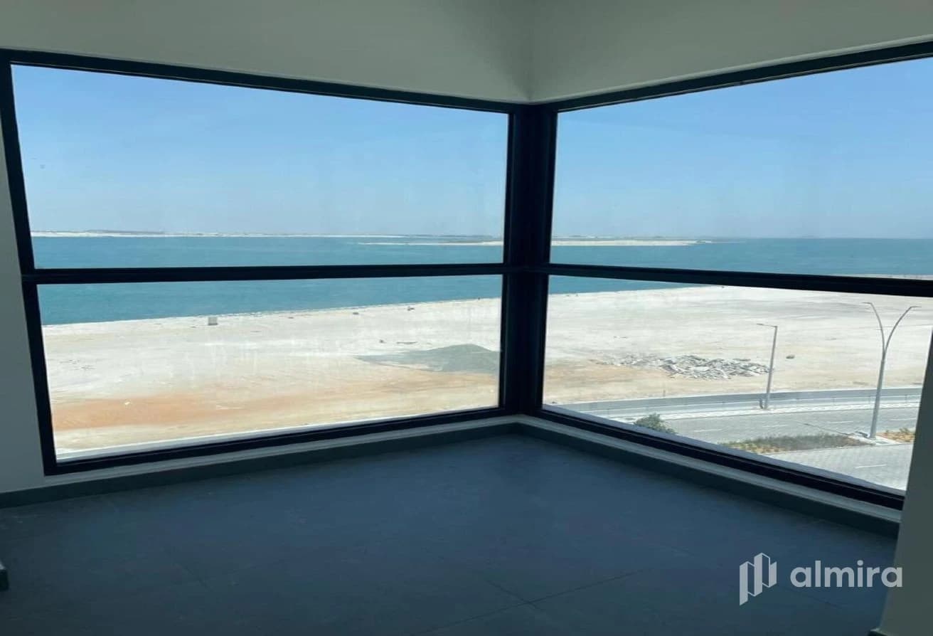 Full Sea View with Balcony | Vacant | Prime Area