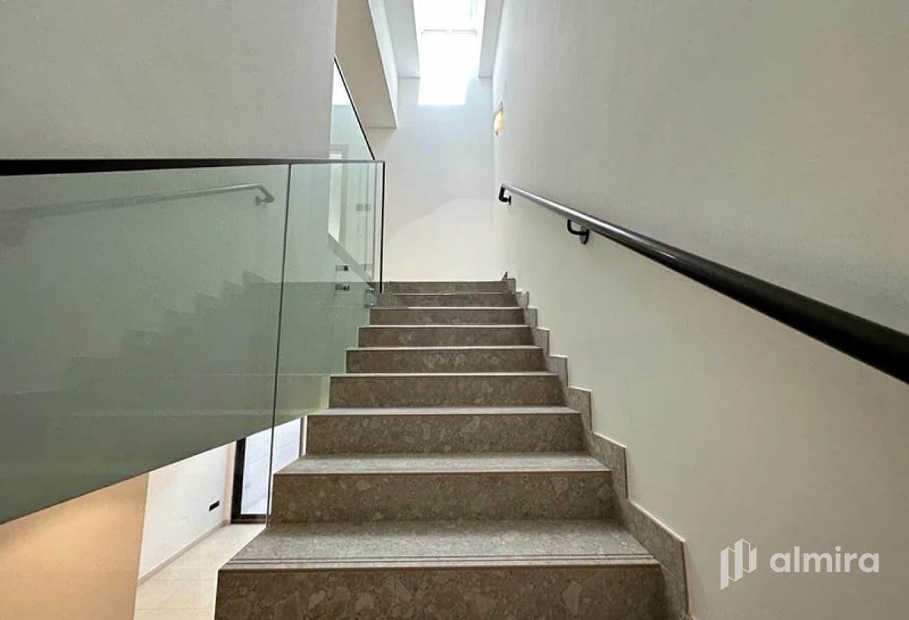 Single Row | Ideal Investment | Modern Layout