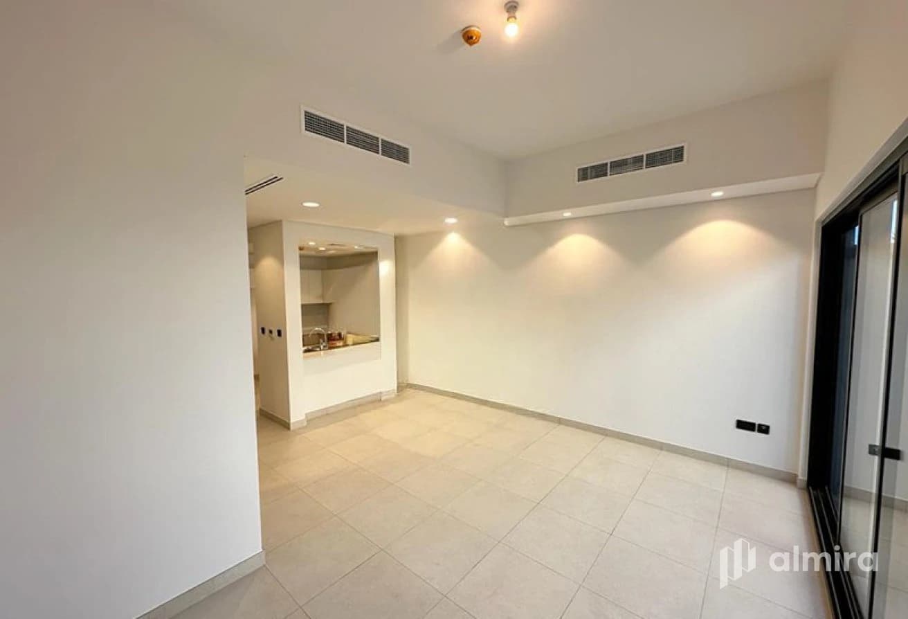 Single Row | Ideal Investment | Modern Layout