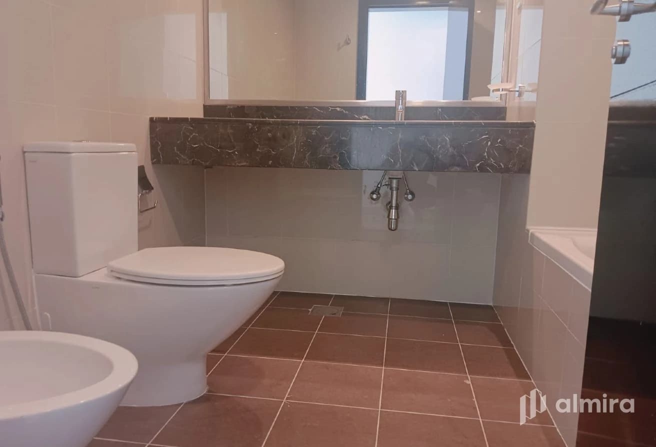 Sea View | High Floor | 2BR+Study+Maid