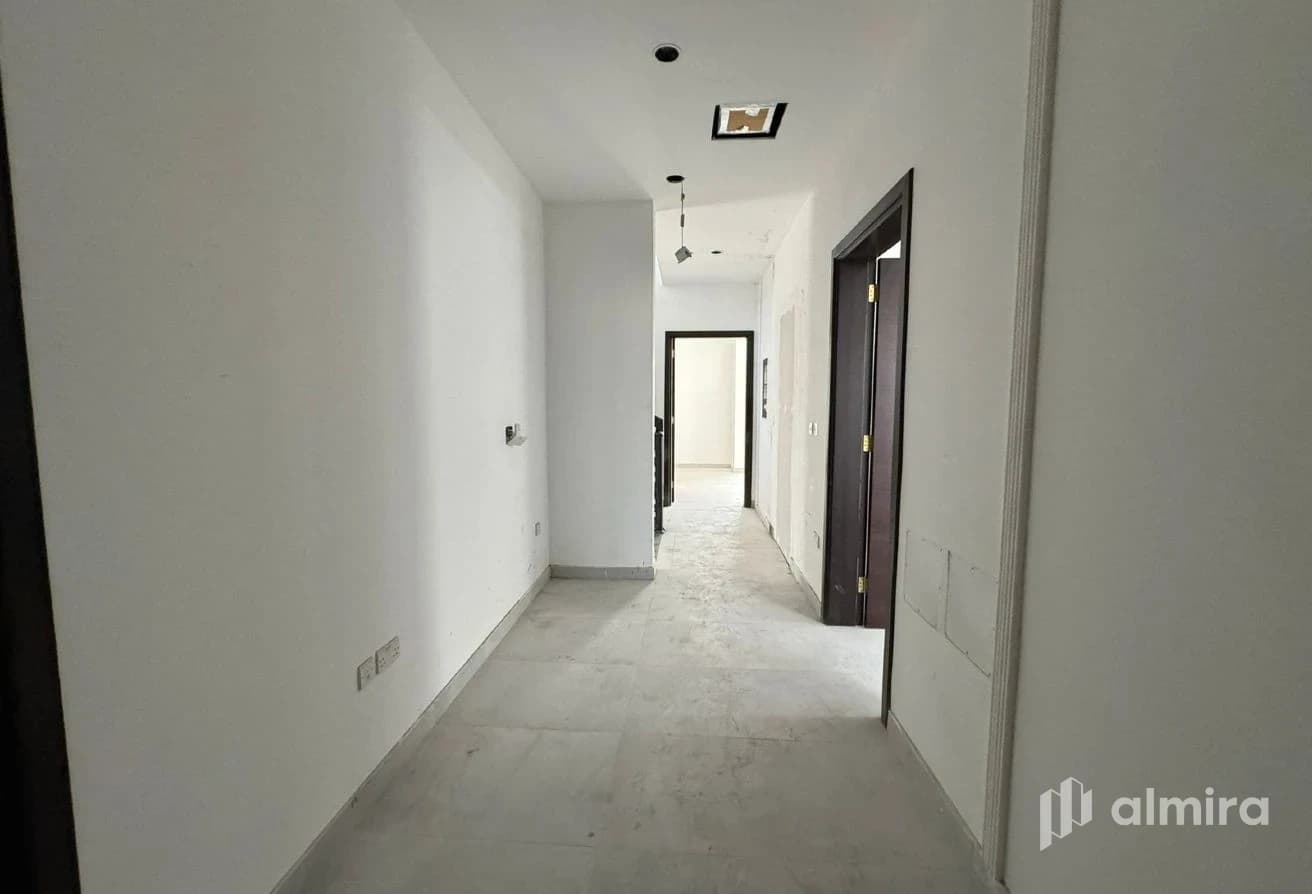 Move in Ready | High Floor | Sea View