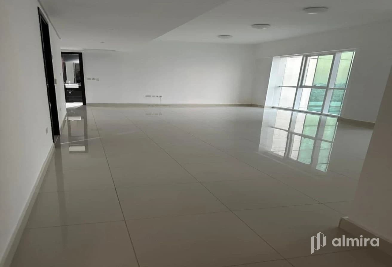 Move in Ready | High Floor | Sea View
