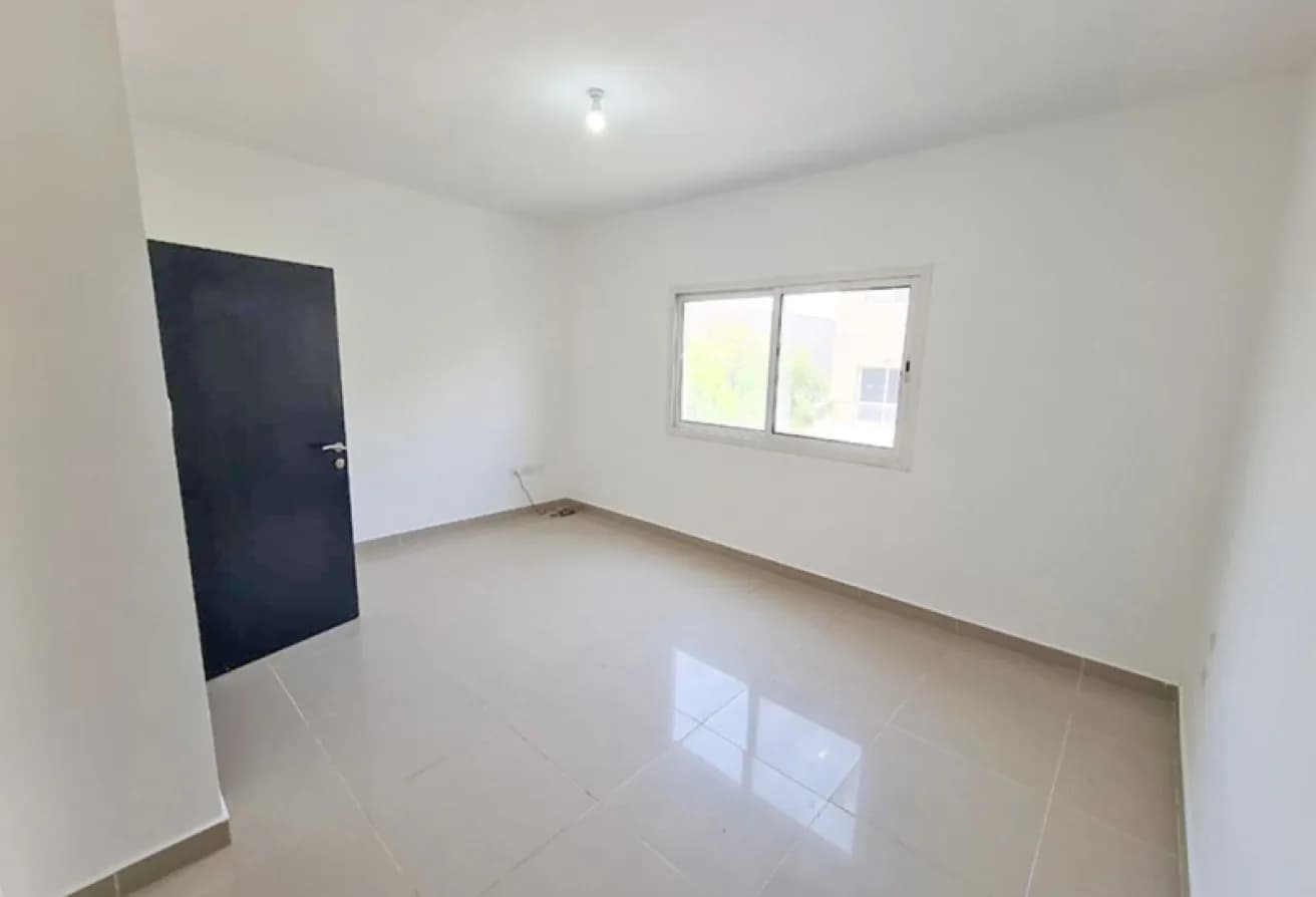 Spacious 4BR+M | Good Condition | Private Garden