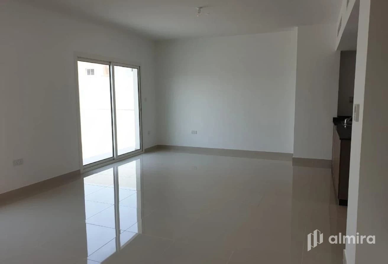 Spacious 3BR+Maid's | Good Condition | Family Home