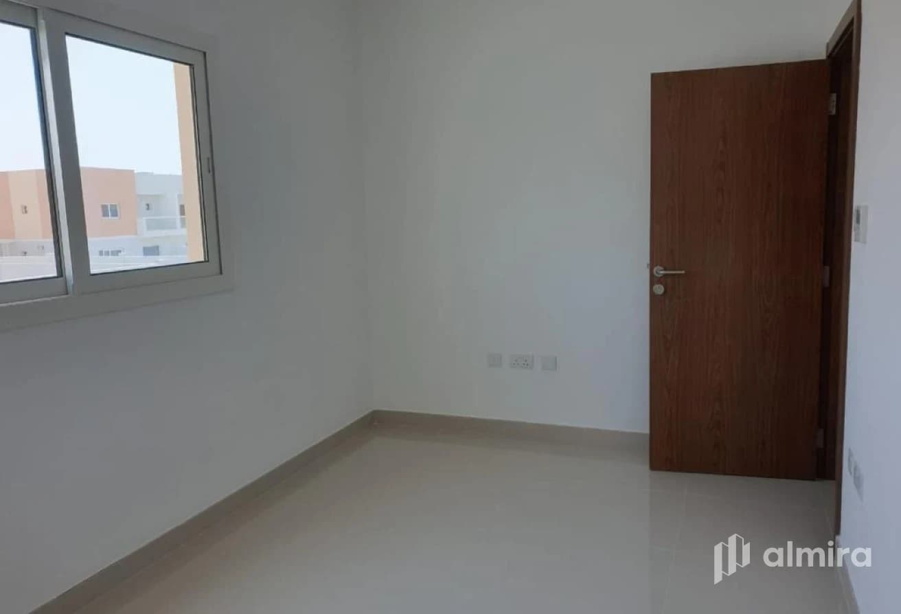 Spacious 3BR+Maid's | Good Condition | Family Home
