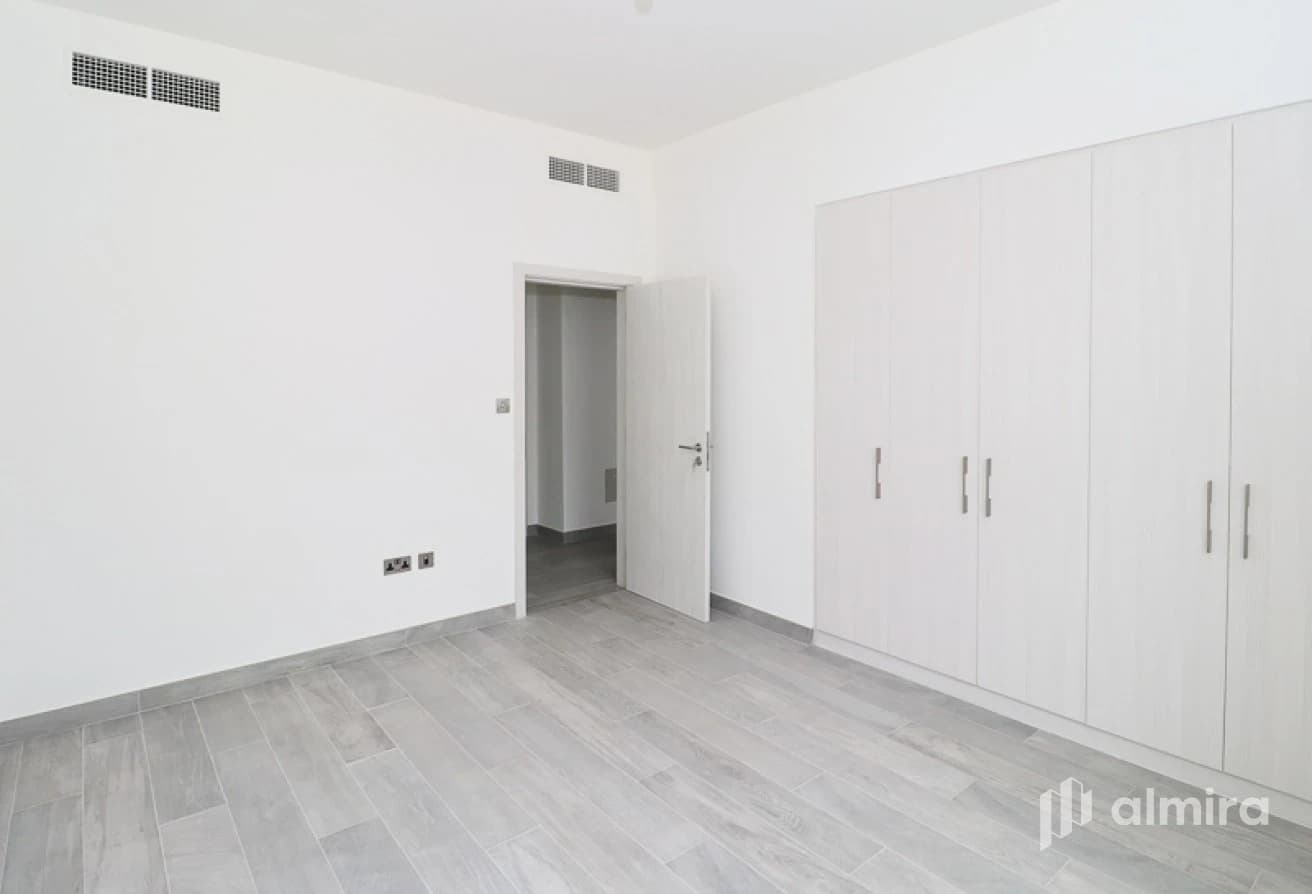 Next To Corner | Ready To Move In | Family Home