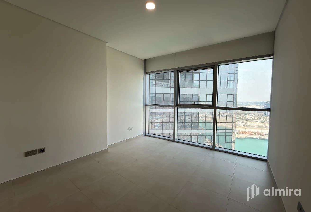 Partial Canal View | High Floor | Ready To Move In