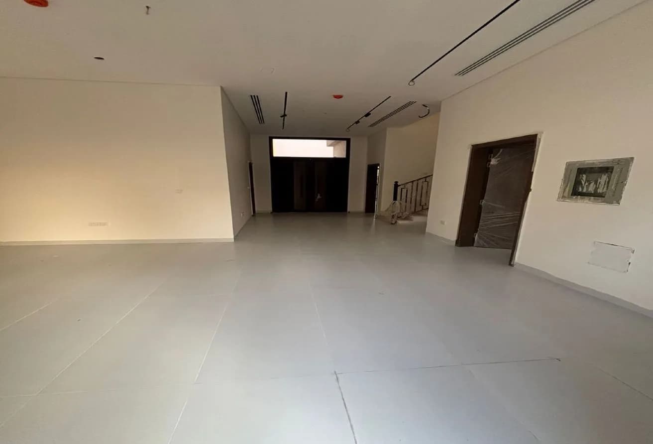 Single Row | First User | Ready To Move In